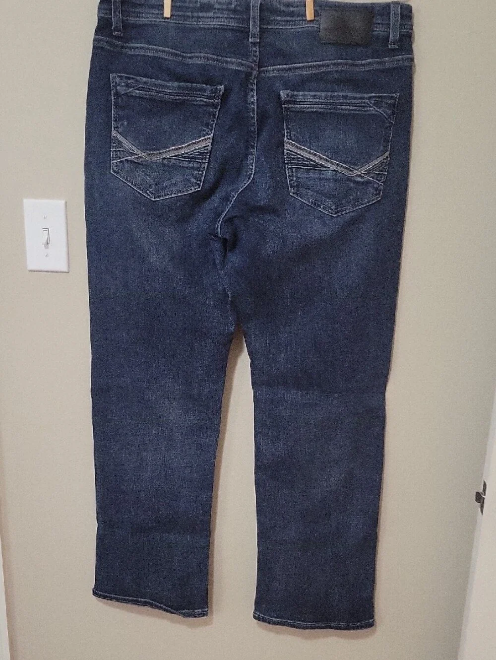 BKE Men's Washed Blue Straight Jeans